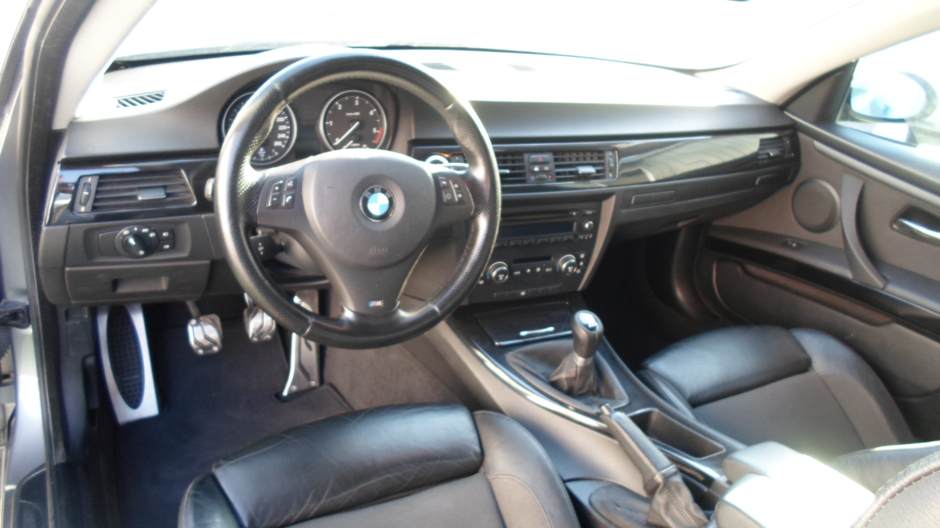 MPiresCar BMW SERIE 3 320d 2008 MPiresCar BMW SERIE 3 320d 2008